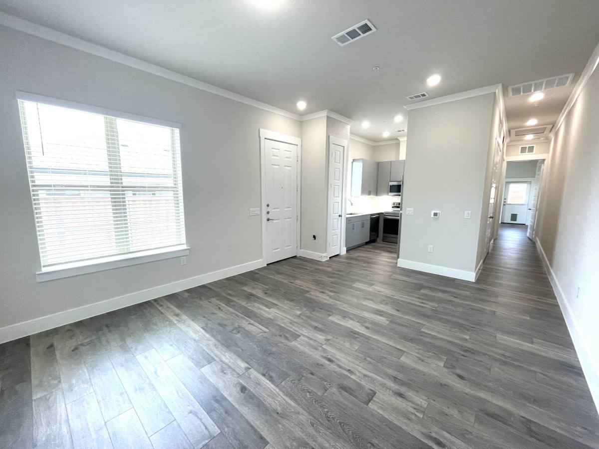 Apartment for rent at 865 Limmer Loop, Hutto, TX 78634