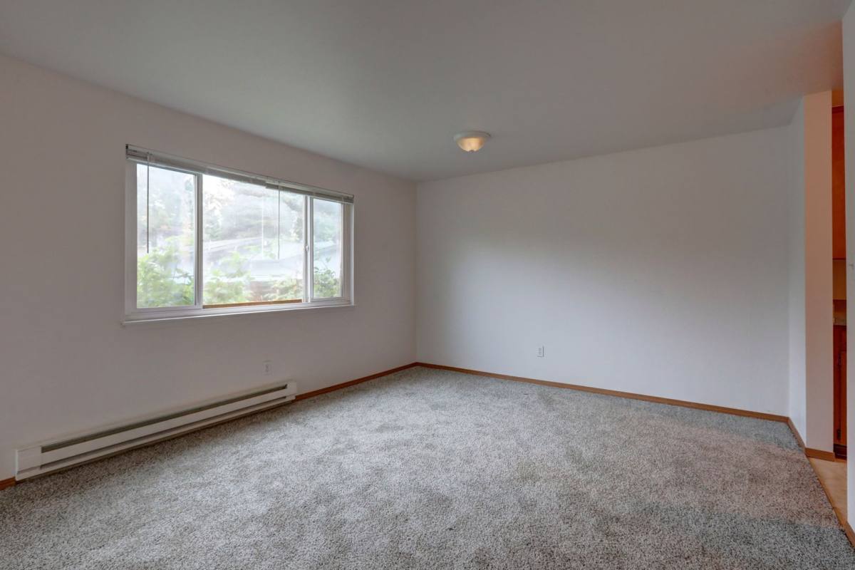 Apartment for rent at 15621 4th Ave S, Seattle, WA 98148