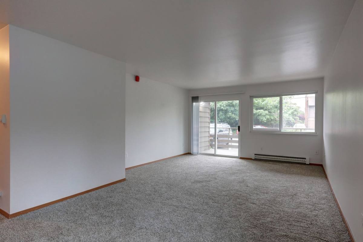 Apartment for rent at 15621 4th Ave S, Seattle, WA 98148
