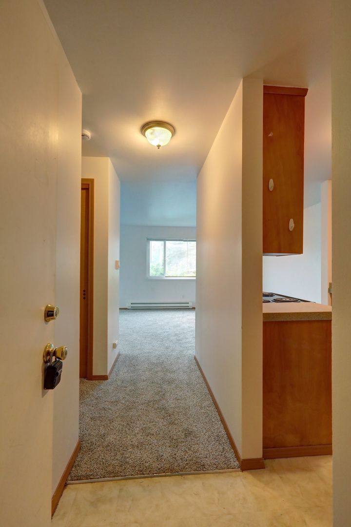 Apartment for rent at 15621 4th Ave S, Seattle, WA 98148