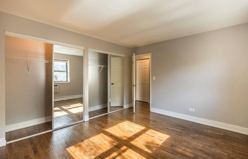 Apartment for rent at 6725 N Sheridan Rd, Chicago, IL 60626