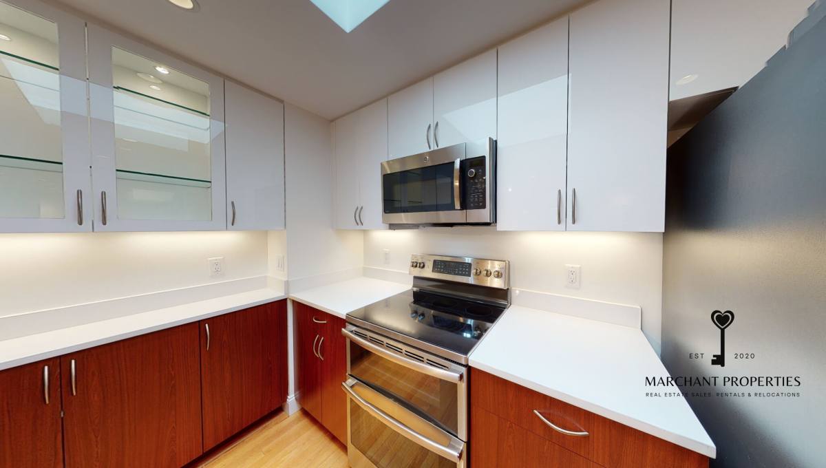 Apartment for rent at 1445 Beacon St, Brookline, MA 02446