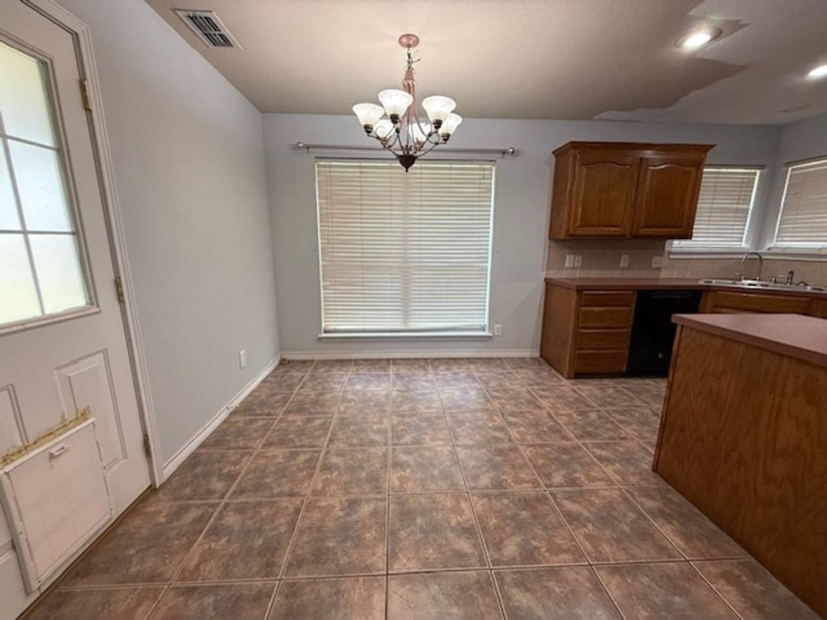House for rent at 5409 Wagon Wheel, Abilene, TX 79606