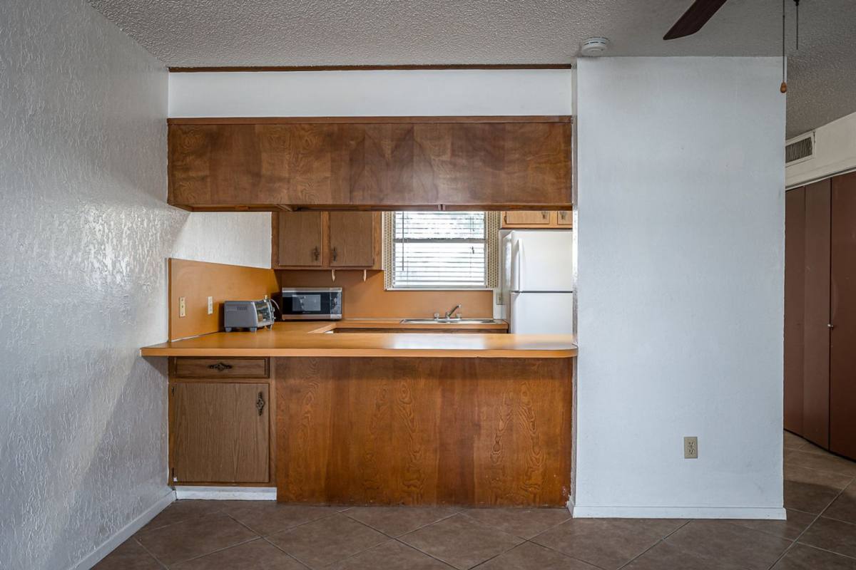 Apartment for rent at 100 Shannon Circle, Del Rio, TX 78840