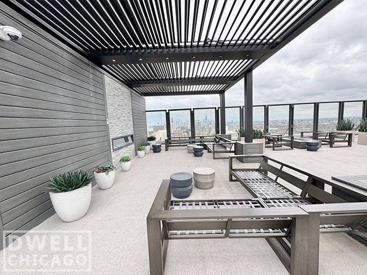 Apartment for rent at 3450 N Lake Shore Dr, Chicago, IL 60657