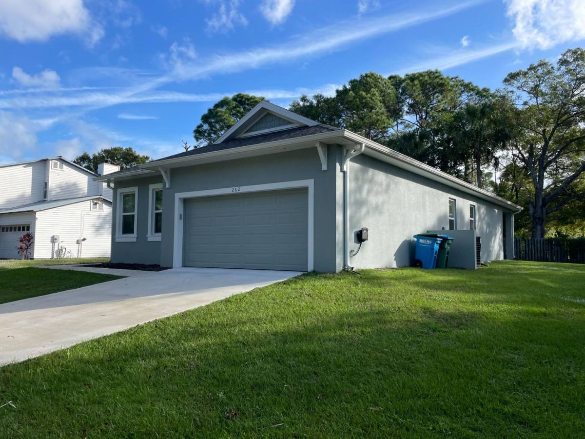 House for rent at 262 Jeannie Dr, Melbourne, FL 32904