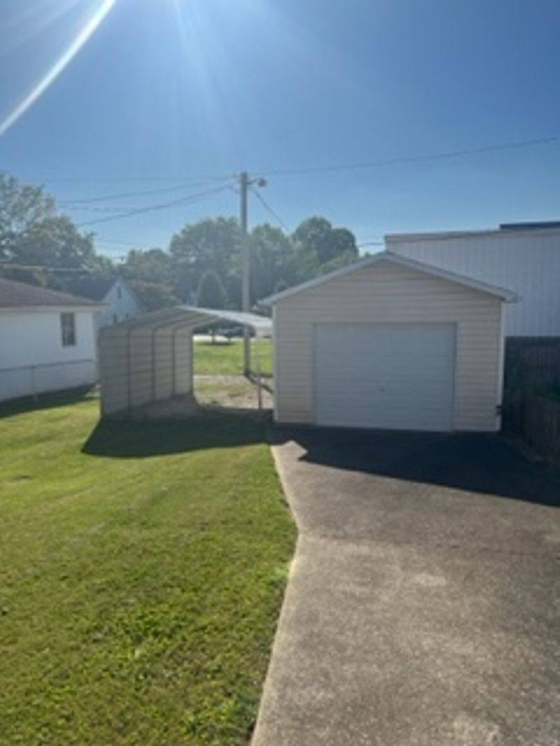 House for rent at 406 Wills Ave, Evansville, IN 47712