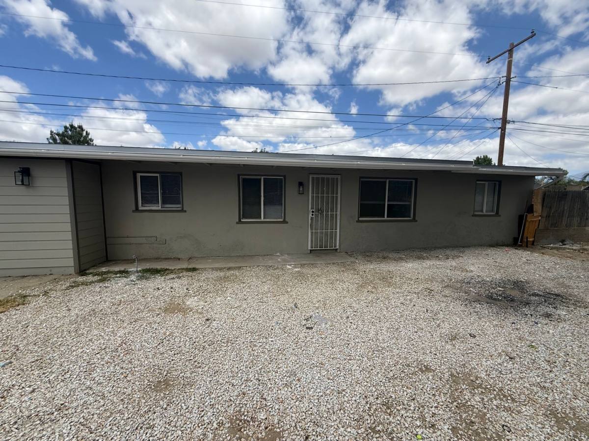 Apartment for rent at 40360 Mayberry Ave, Hemet, CA 92544