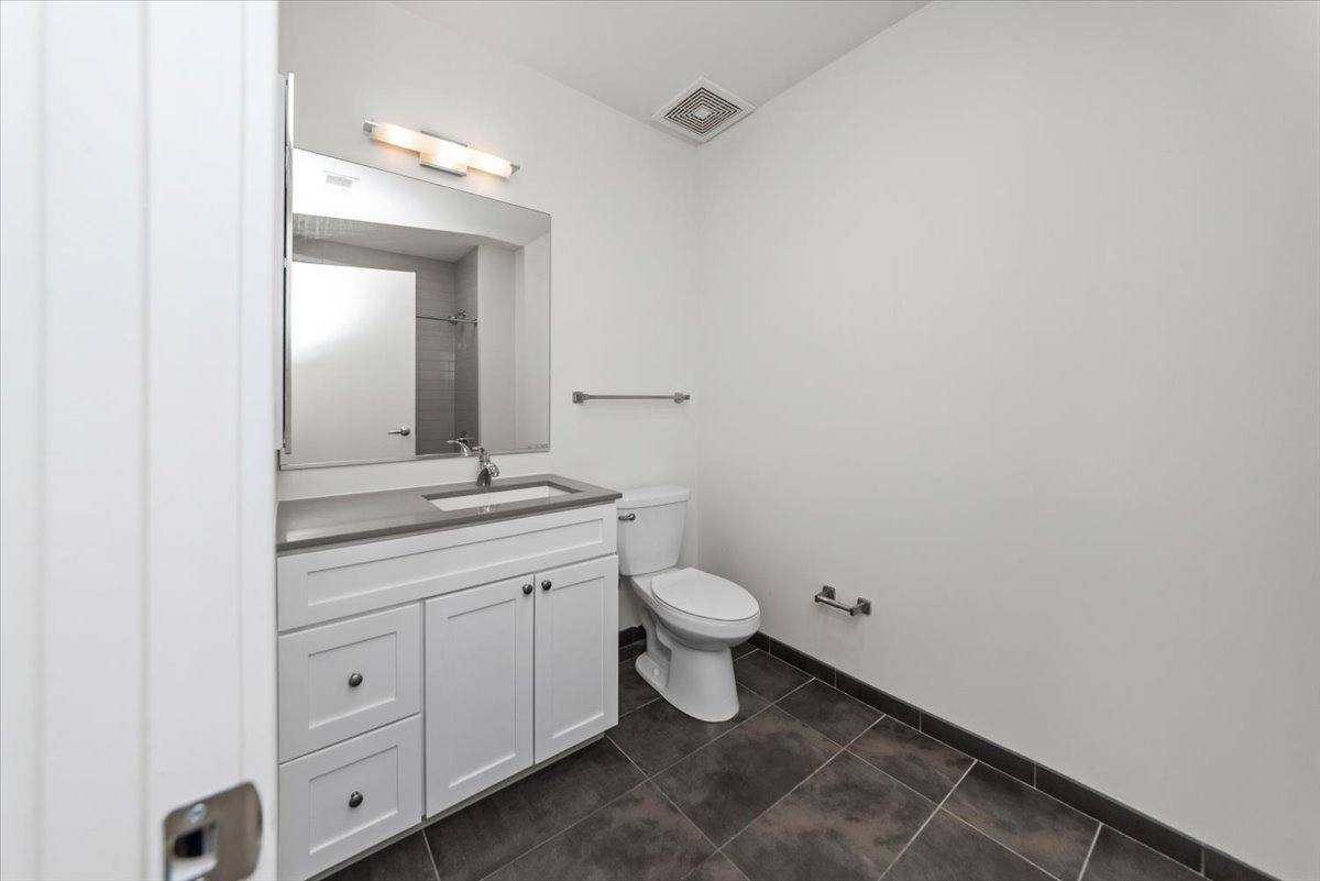 Apartment for rent at 830 N Milwaukee, Chicago, IL 60642