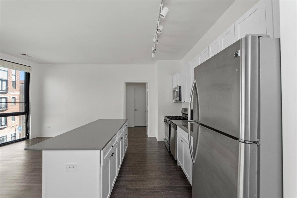 Apartment for rent at 830 N Milwaukee, Chicago, IL 60642