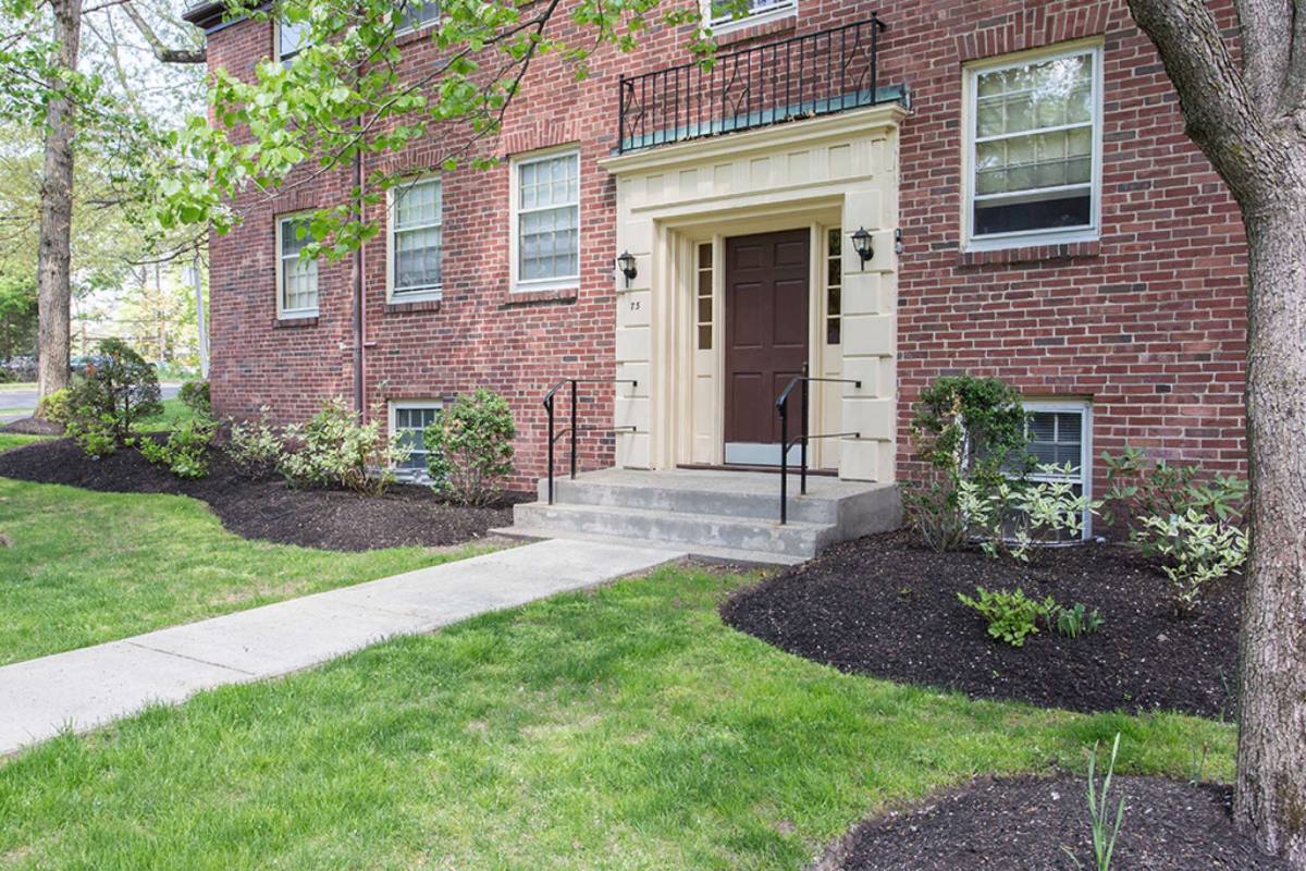 Apartment for rent at 59 Wyman St #3, Waban, MA 02468