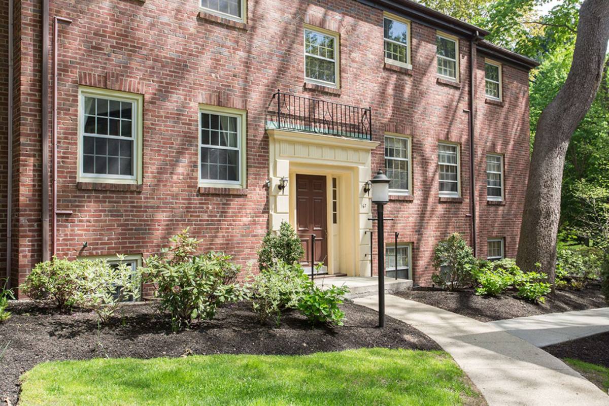 Apartment for rent at 59 Wyman St #3, Waban, MA 02468
