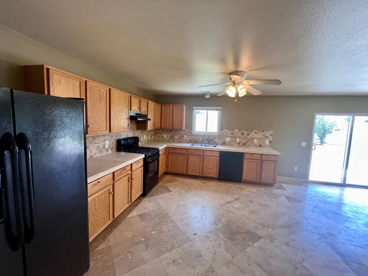 House for rent at 957 S 1660 W, Lehi, UT 84043