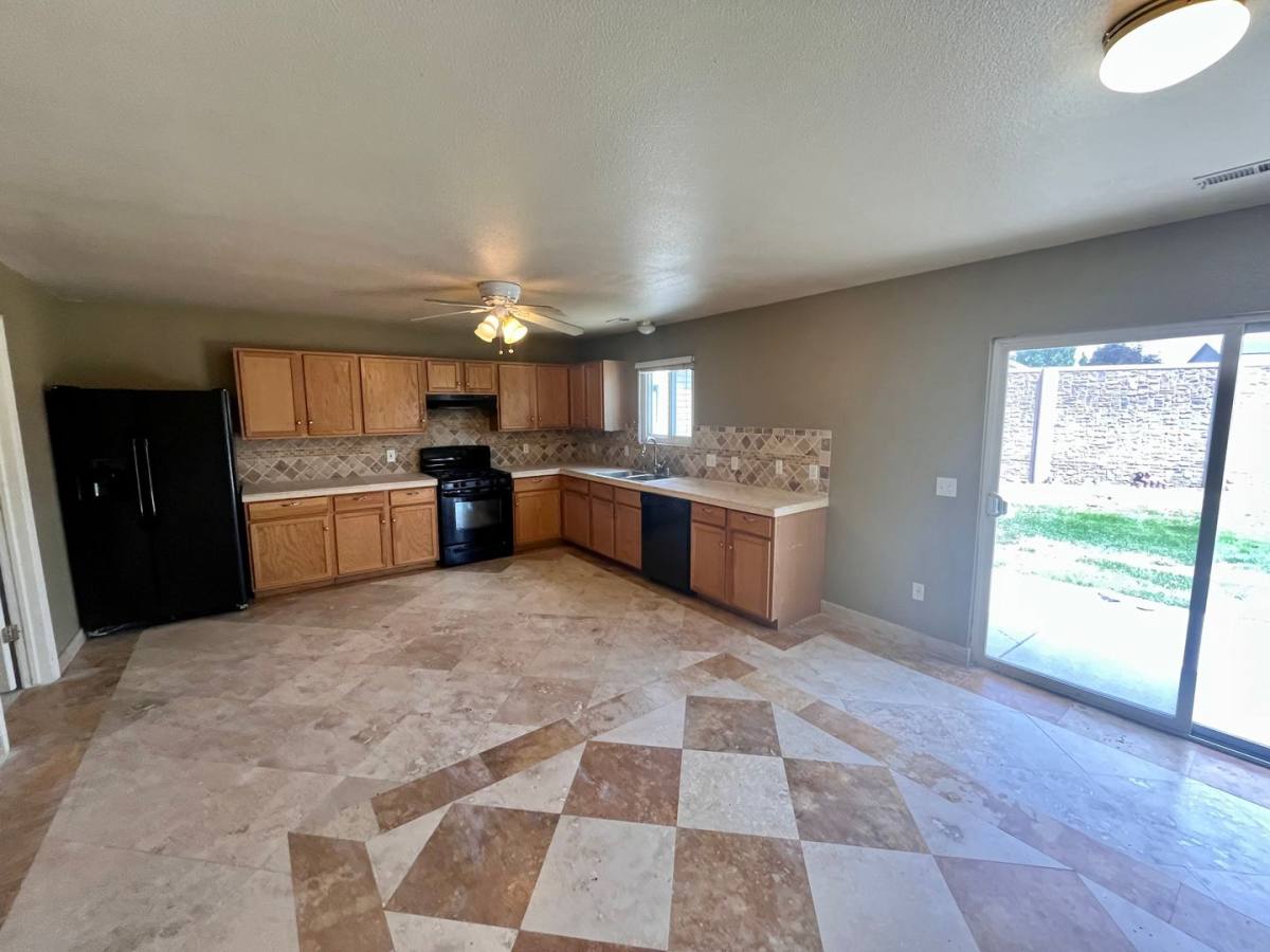 House for rent at 957 S 1660 W, Lehi, UT 84043