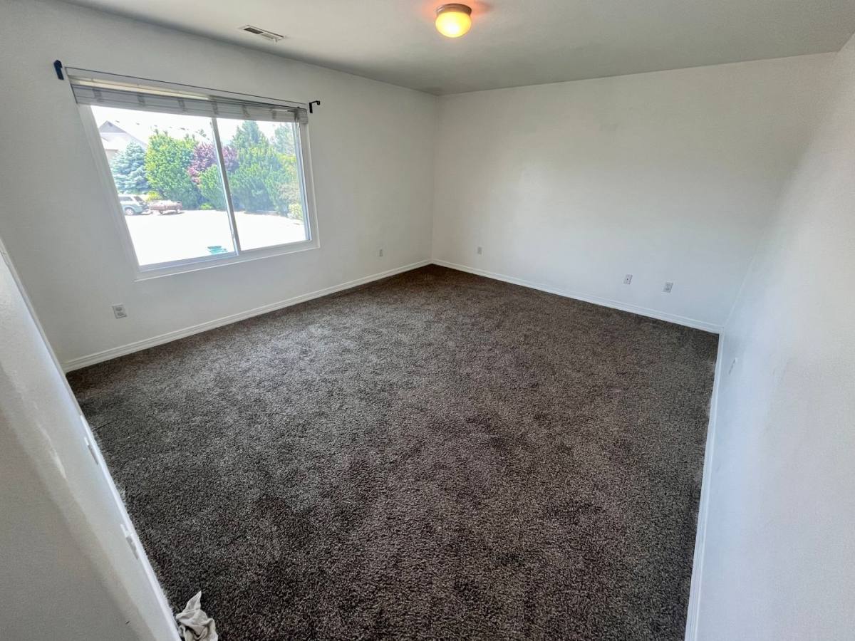House for rent at 957 S 1660 W, Lehi, UT 84043