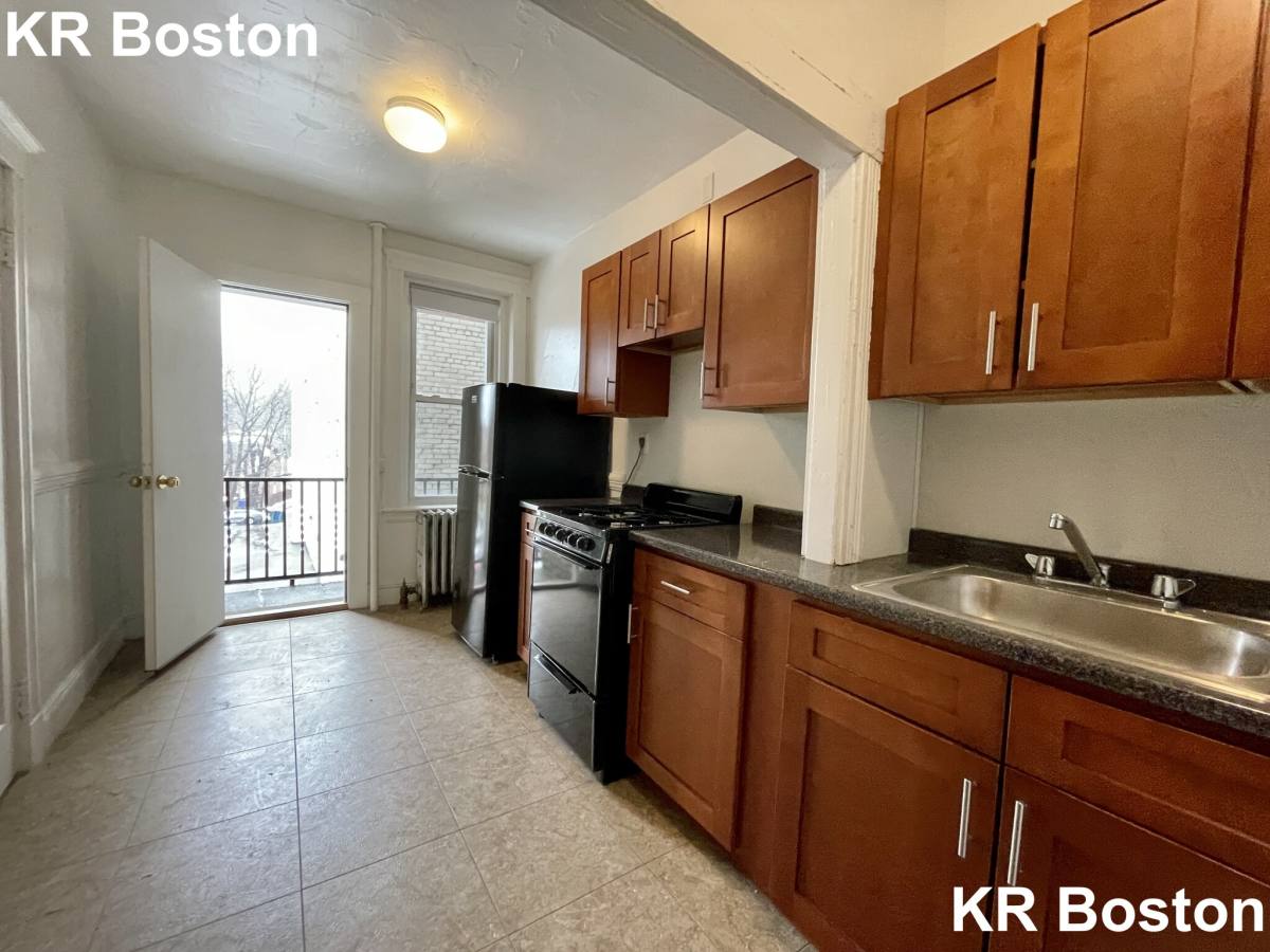 Apartment for rent at 8 Vinal St, Brighton, MA 02135