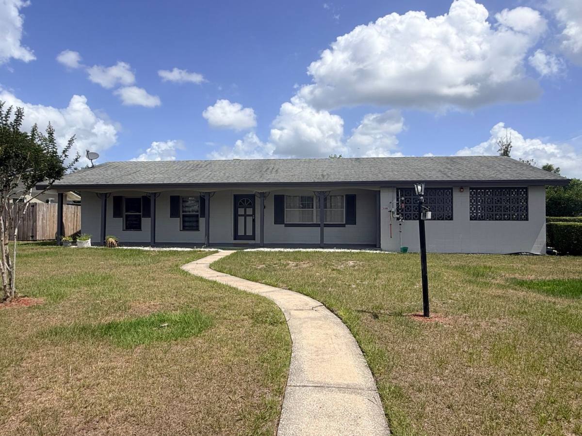 House for rent at 385 E Wildmere, Longwood, FL 32750