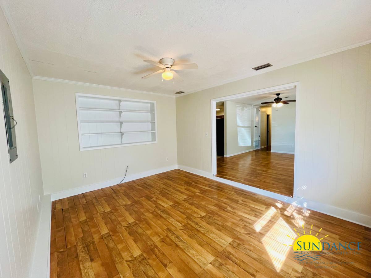 House for rent at 323 23rd St, Niceville, FL 32578