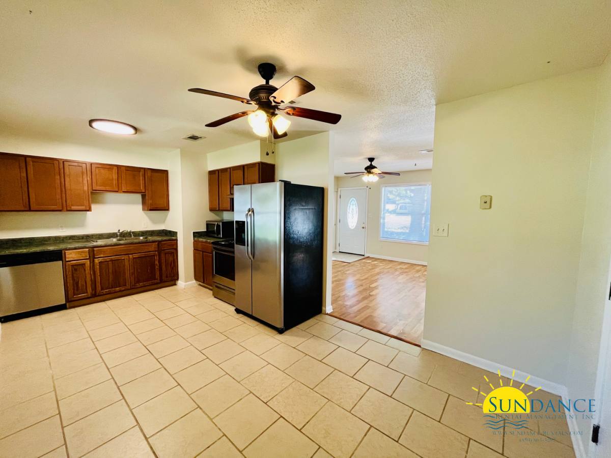House for rent at 323 23rd St, Niceville, FL 32578