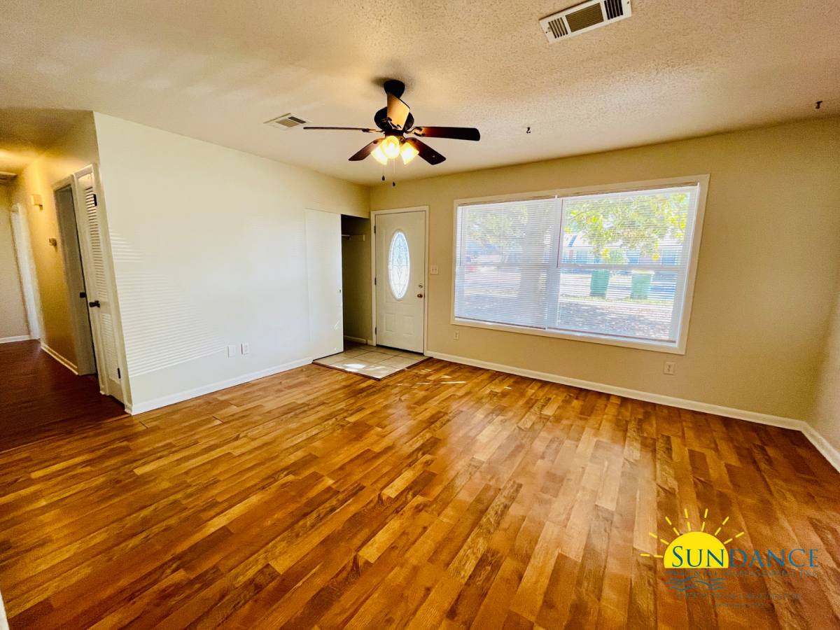 House for rent at 323 23rd St, Niceville, FL 32578