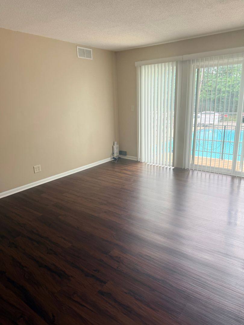 2807 Pembroke Lane A11, Saint Joseph, MO 64506 - Condo for Rent - Image 1