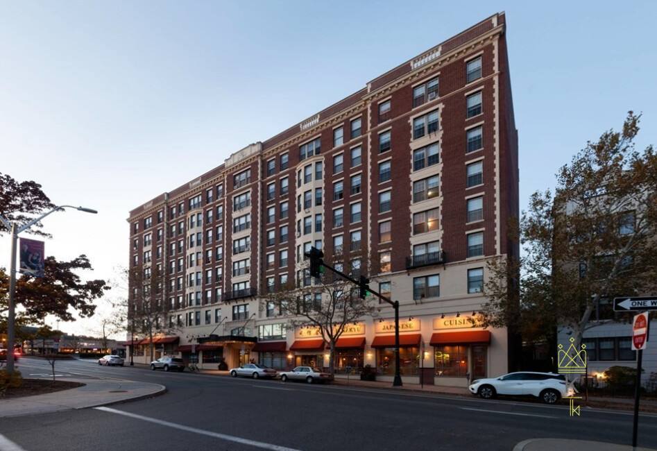 Apartment for rent at 1284 Beacon St, Brookline, MA 02446