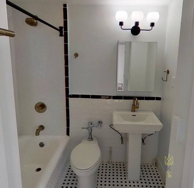 Apartment for rent at 1284 Beacon St, Brookline, MA 02446
