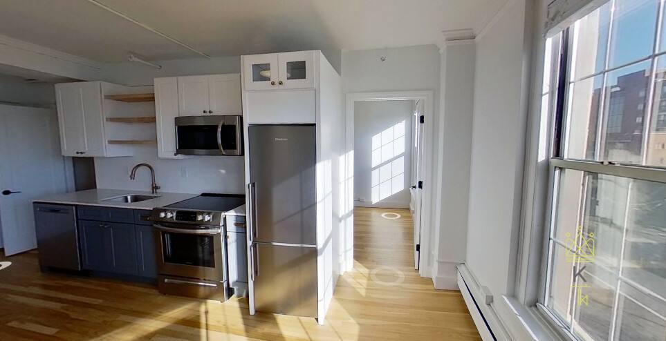 Apartment for rent at 1284 Beacon St, Brookline, MA 02446