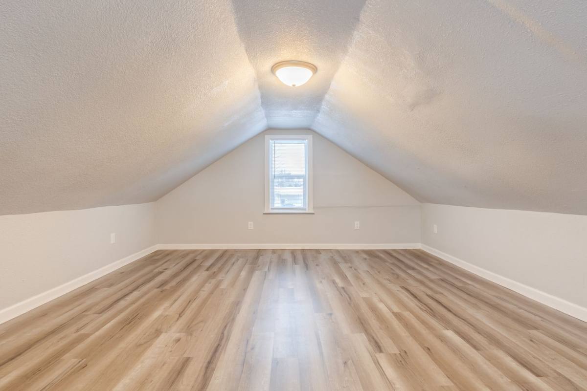 House for rent at 557 E Division St, Fond Du Lac, WI 54935