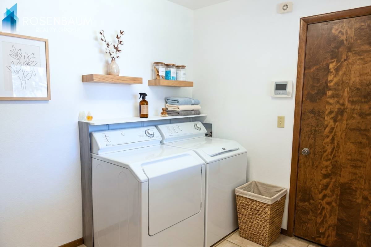House for rent at 1081 Canary Dr, Prescott, AZ 86305