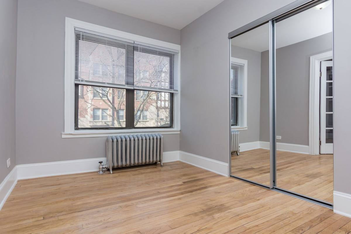 Apartment for rent at 8211 S Ellis Ave #3W, Chicago, IL 60619