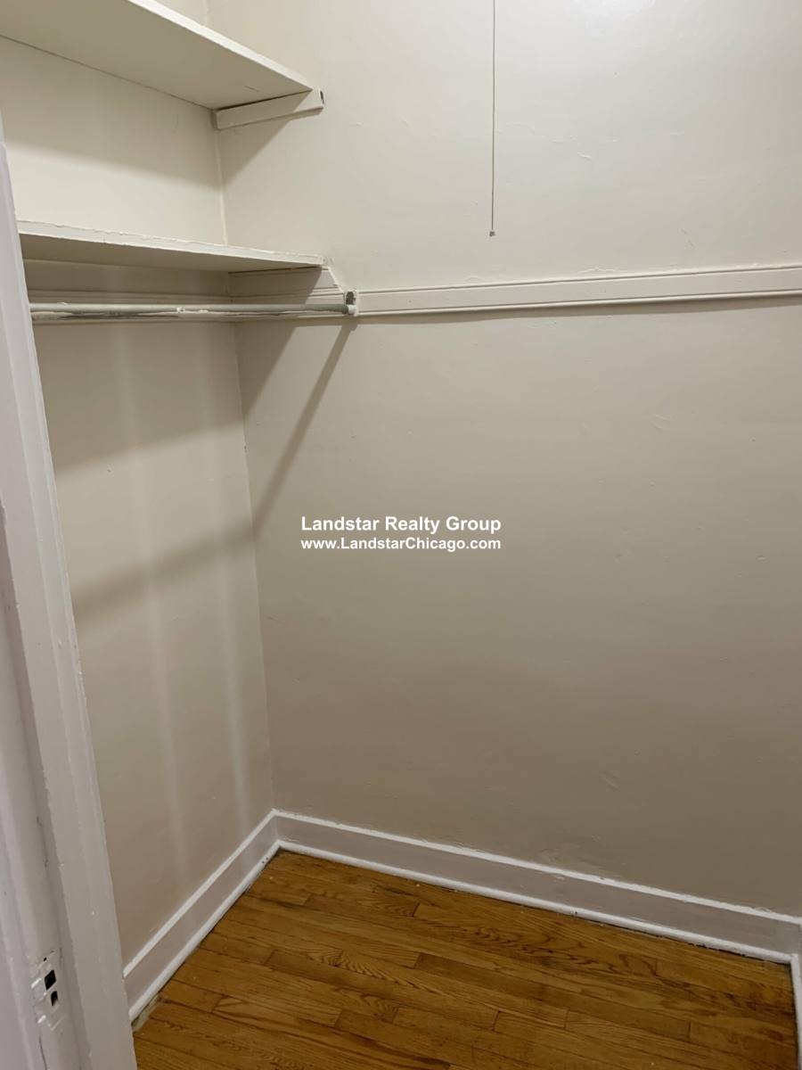 Apartment for rent at 5618 N Kimball #3A, Chicago, IL 60659