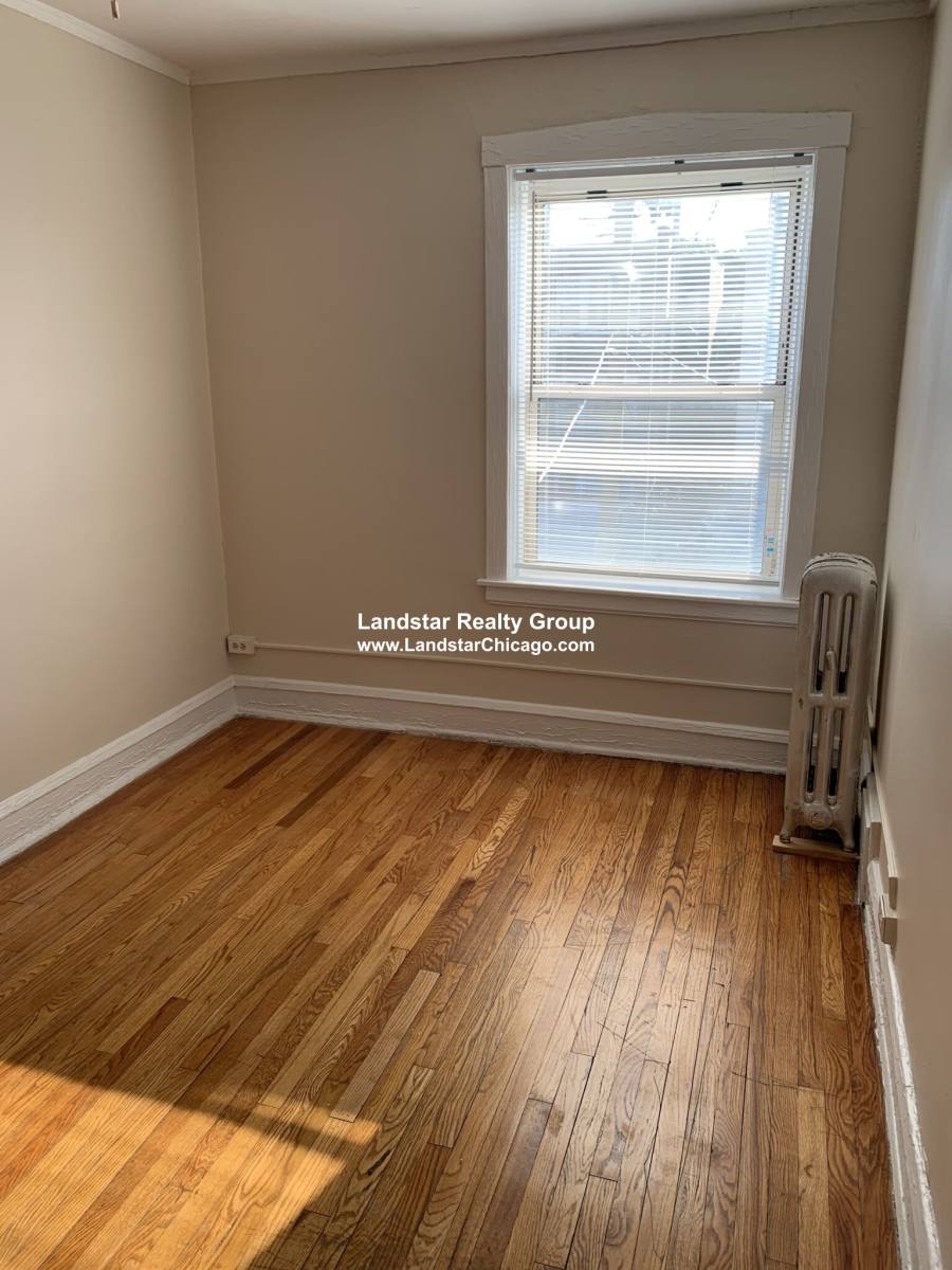 Apartment for rent at 5618 N Kimball #3A, Chicago, IL 60659