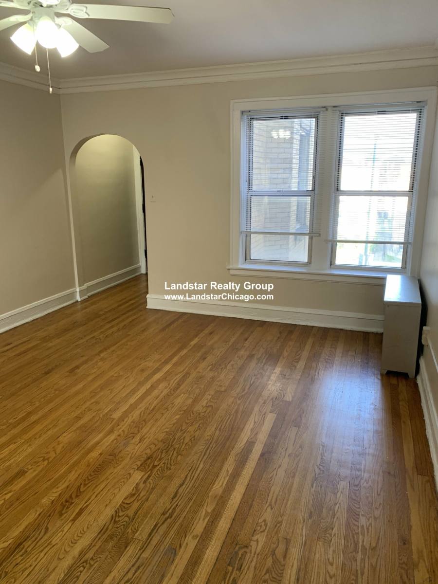 Apartment for rent at 5618 N Kimball #3A, Chicago, IL 60659