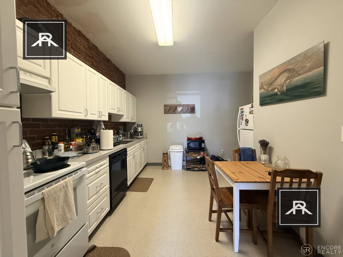 Apartment for rent at 13 Stearns Rd, Brookline, MA 02446