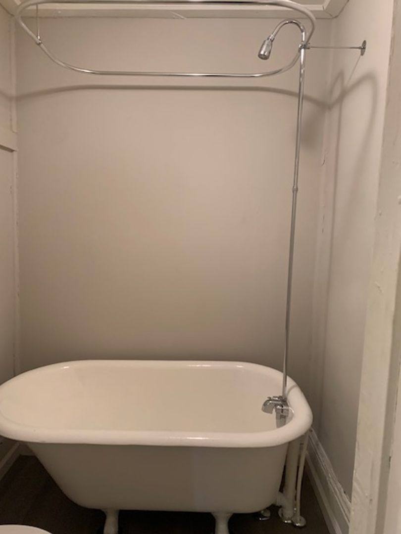 Apartment for rent at 121 S Court St, Howell, MI 48843
