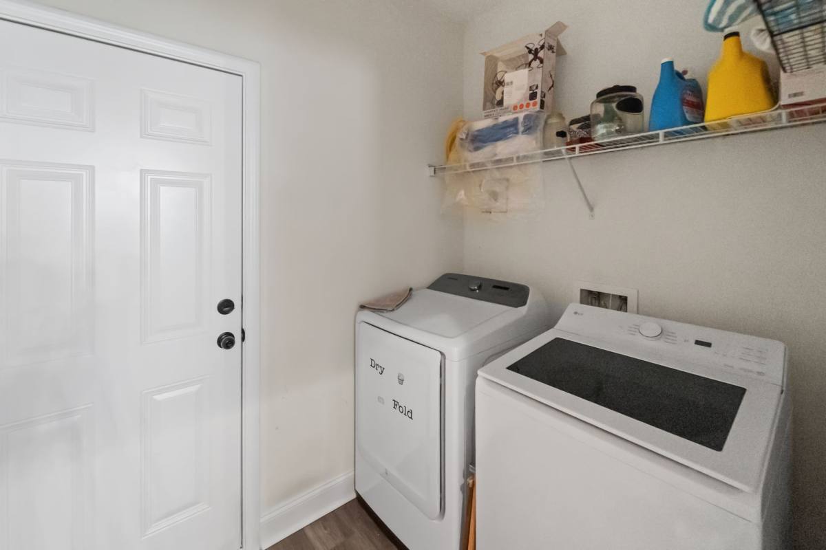 House for rent at 491 Lake Rosalind Dr, Midway, GA 31320