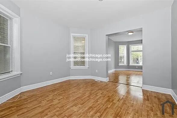 Apartment for rent at 6637 S Champlain #2, Chicago, IL 60637
