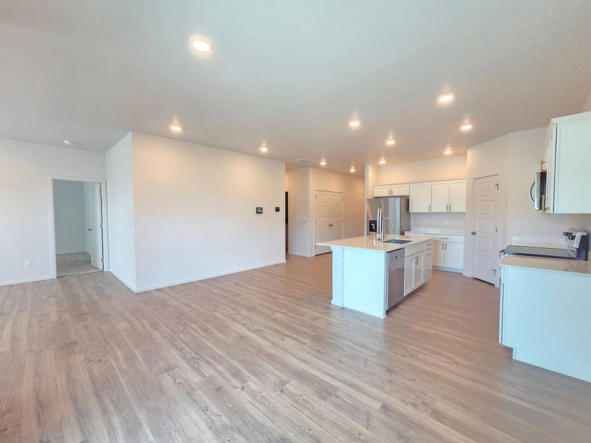 House for rent at 10517 W Sorenstam Rd, Cheney, WA 99004