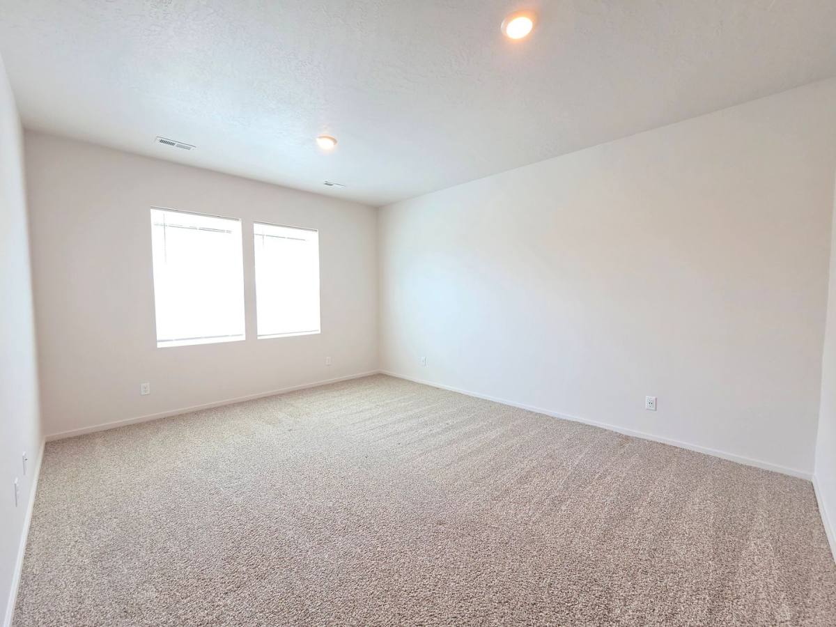 House for rent at 10517 W Sorenstam Rd, Cheney, WA 99004