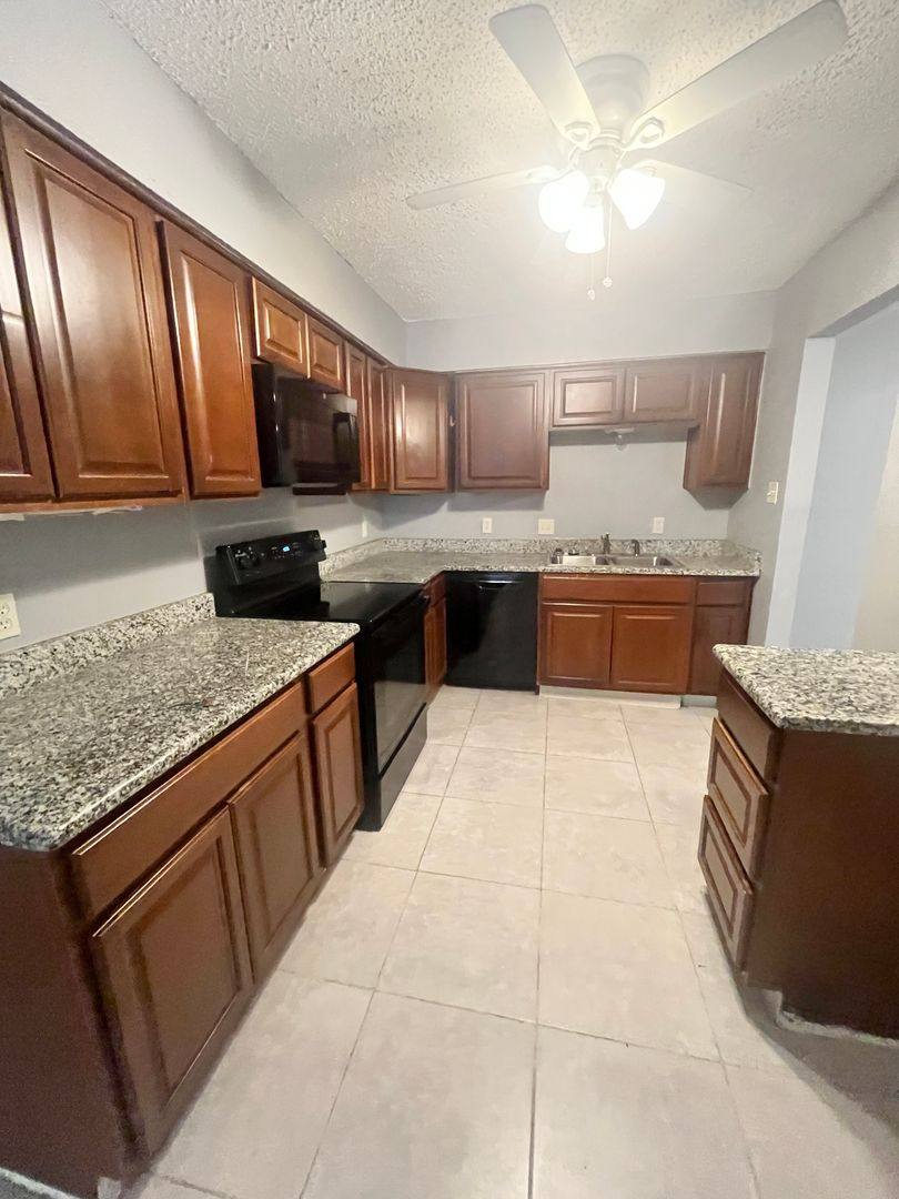 House for rent at 4325 Segura Court S, Fort Worth, TX 76132