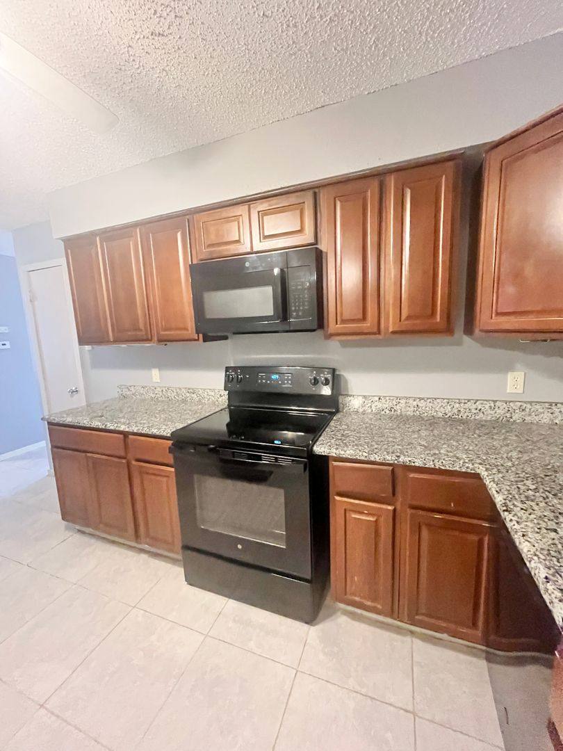 House for rent at 4325 Segura Court S, Fort Worth, TX 76132