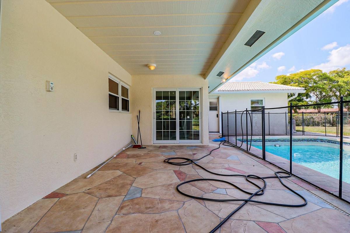 House for rent at 1329 NW 84th Dr, Coral Springs, FL 33071