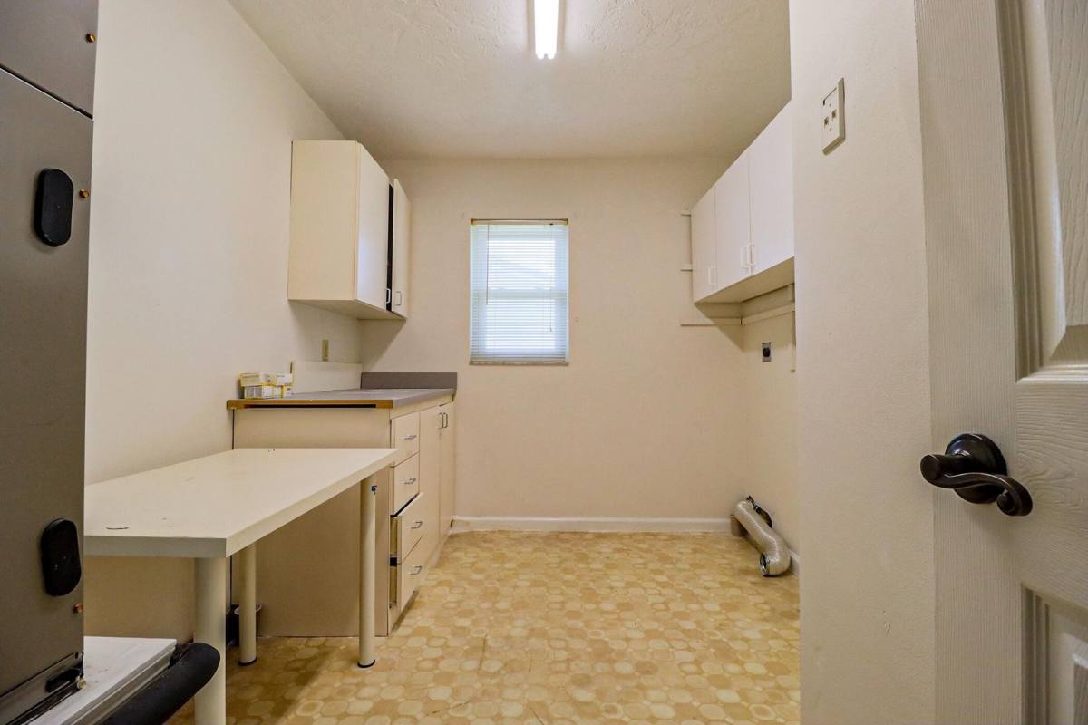 House for rent at 1329 NW 84th Dr, Coral Springs, FL 33071
