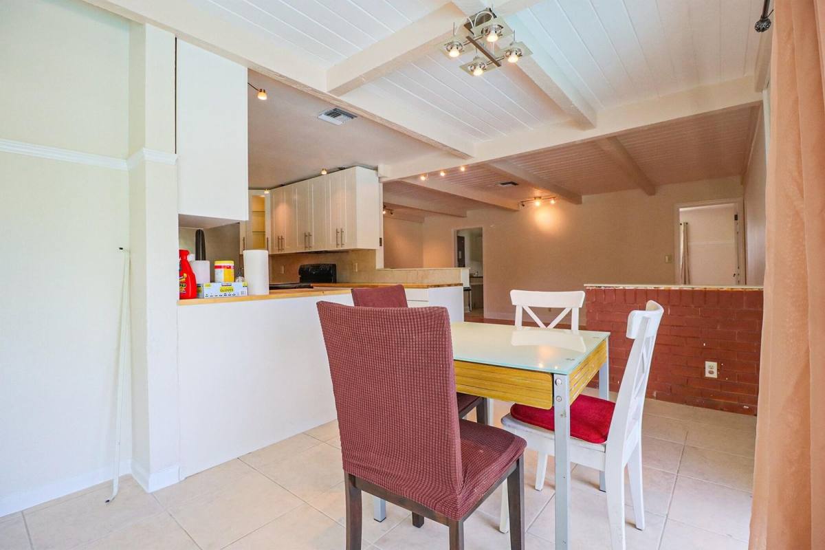 House for rent at 1329 NW 84th Dr, Coral Springs, FL 33071