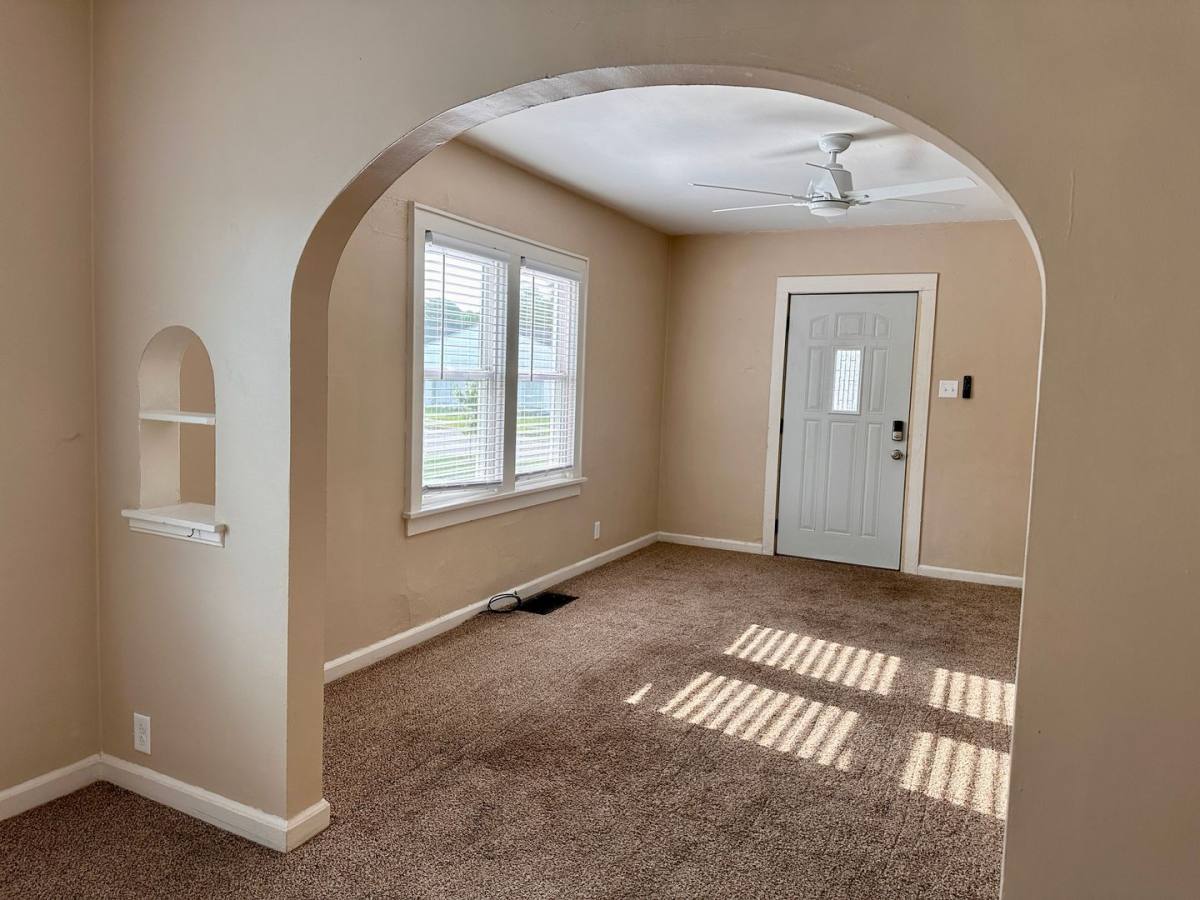 House for rent at 2510 College Ave, Terre Haute, IN 47803