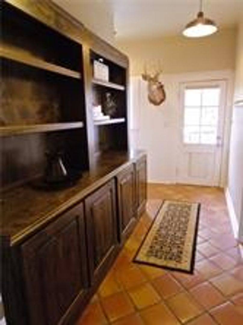 Apartment for rent at 2101 W 10th St, Austin, TX 78703