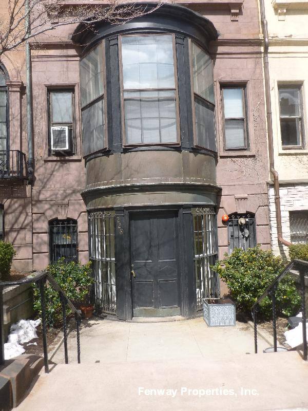 Apartment for rent at 228 Beacon St #2, Boston, MA 02116