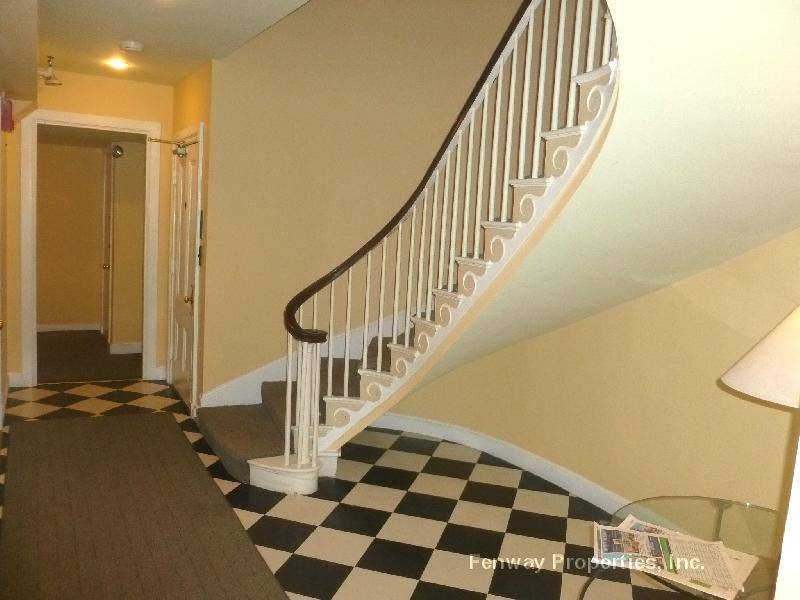 Apartment for rent at 228 Beacon St #2, Boston, MA 02116