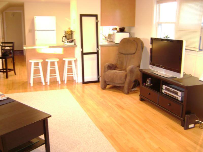 House for rent at 35 Hillcrest Circle #3, Watertown, MA 02472